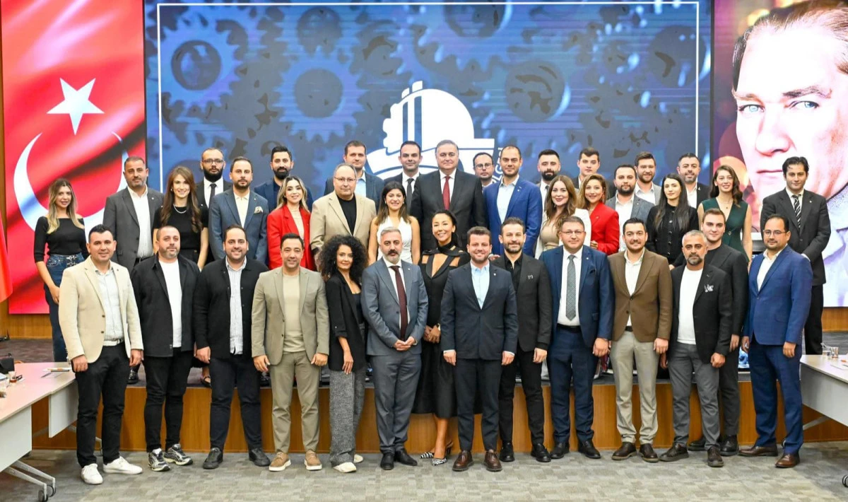 BAŞKAN SARİ, ÜST VE BÖLGE KURULU TOPLANTISI'NA KATILDI