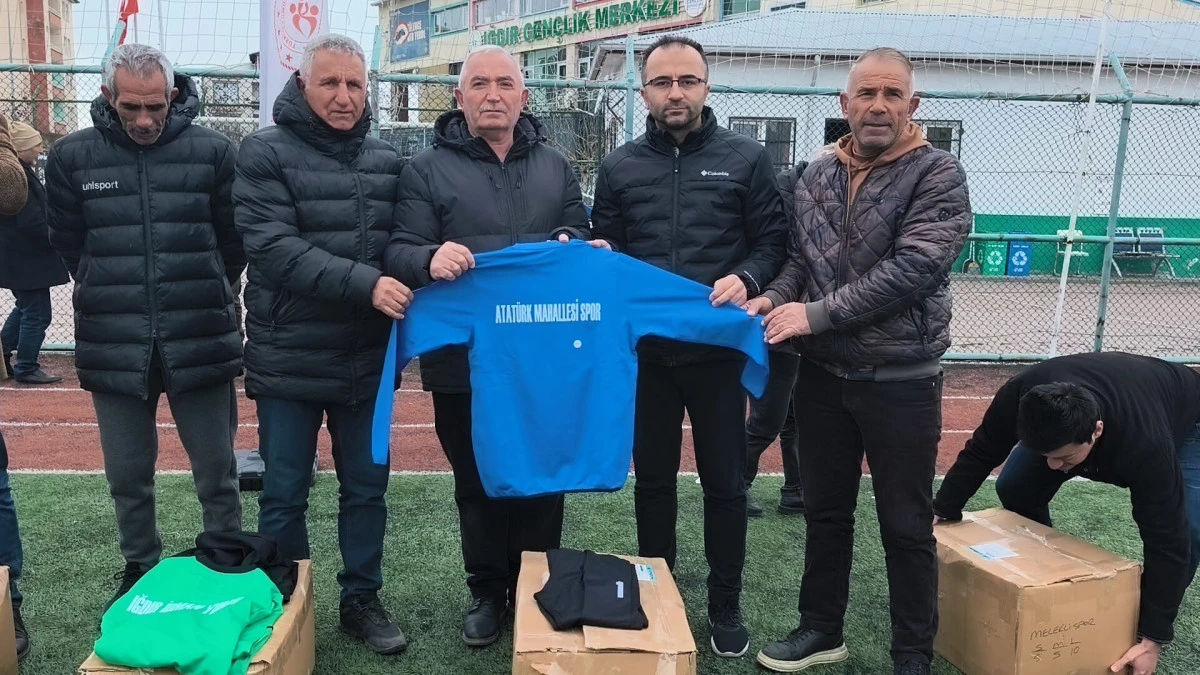 IĞDIR'DA AMAT&Ouml;R KUL&Uuml;PLERE DESTEK 