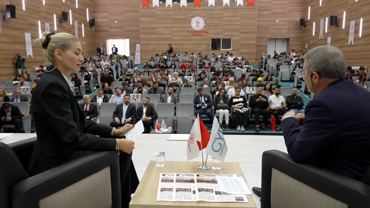 İLKİ VAN’DA DÜZENLENEN “GİRİŞİMCİ KÜTÜPHANESİ” GENÇLERE İLHAM OLDU