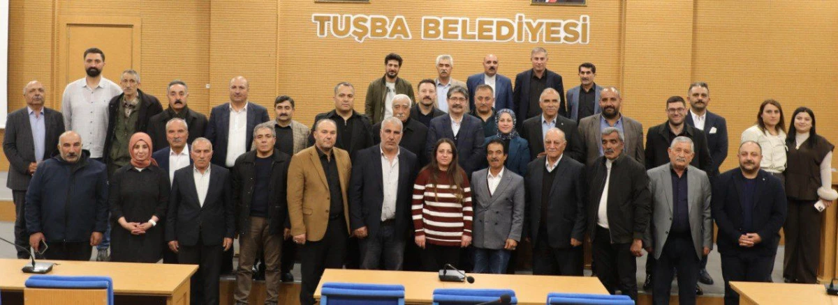 Tuşba&rsquo;da Bayramlaşma: Muhtarlardan Eşbaşkanlara Ziyaret