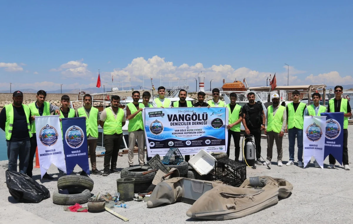 Van G&ouml;l&uuml; Denizciler Derneği&rsquo;nden D&uuml;nya &Ccedil;evre G&uuml;n&uuml; Etkinliği