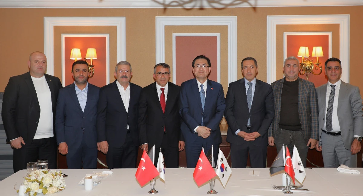 VAN-GÜNEY KORE TİCARET KAPISI ARALANIYOR