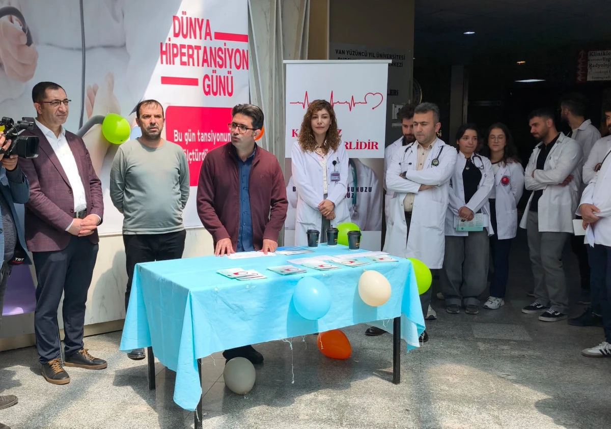 VAN'DA DÜNYA HİPERTANSİYON GÜNÜ ETKİNLİĞİ